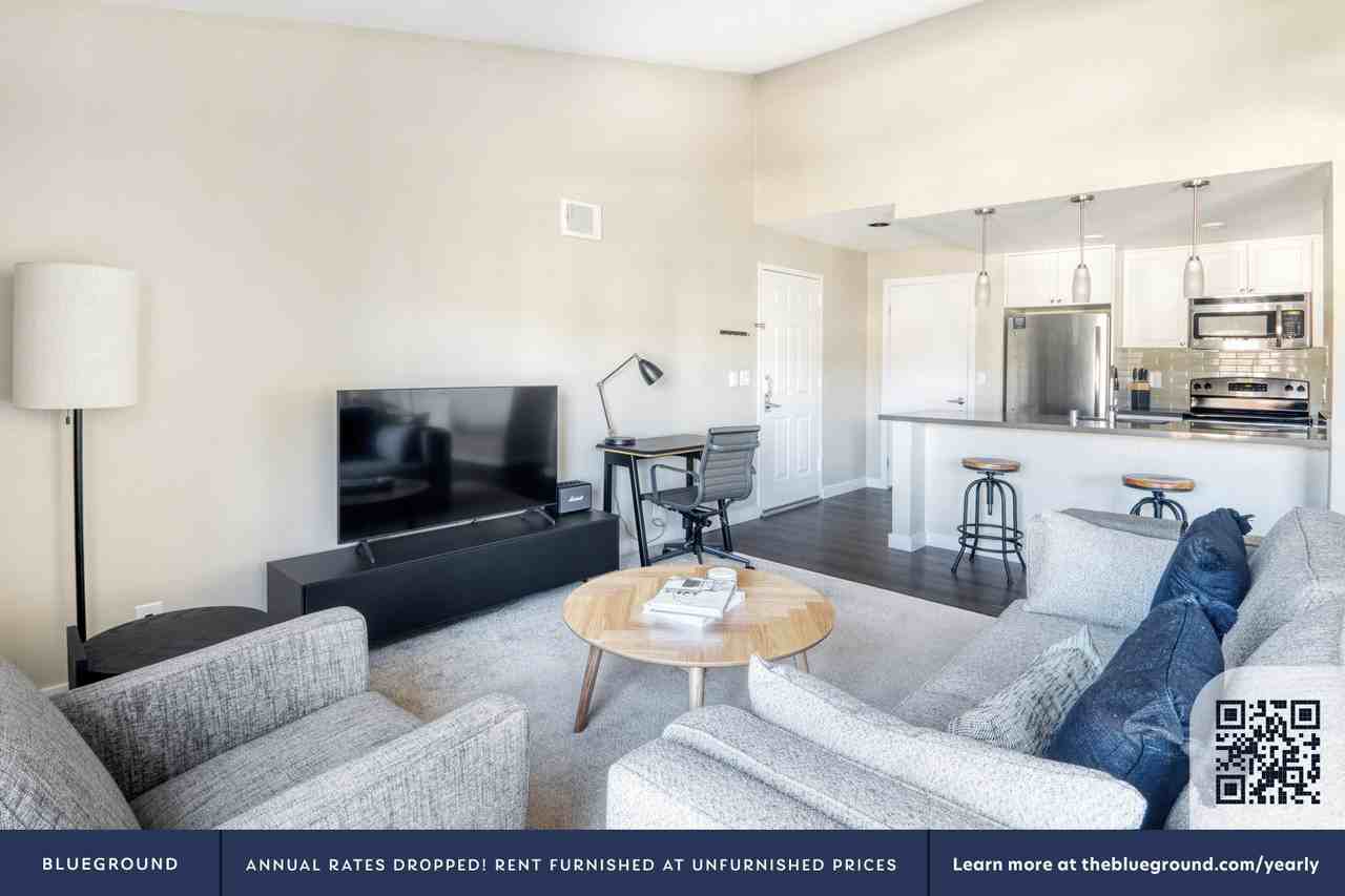 7265 Charmant Dr #7 - Photo 4 of 37