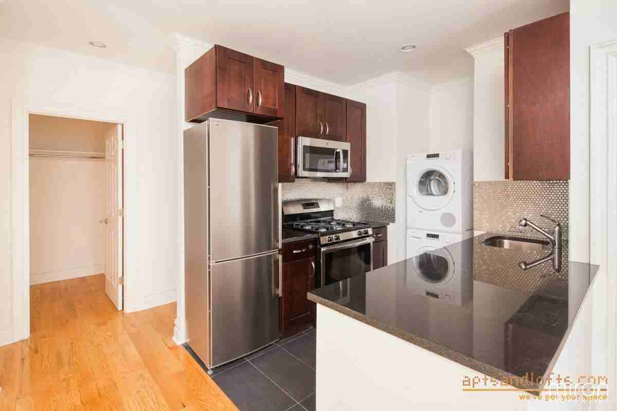 Ocean Pkwy #1G - Photo 3 of 4