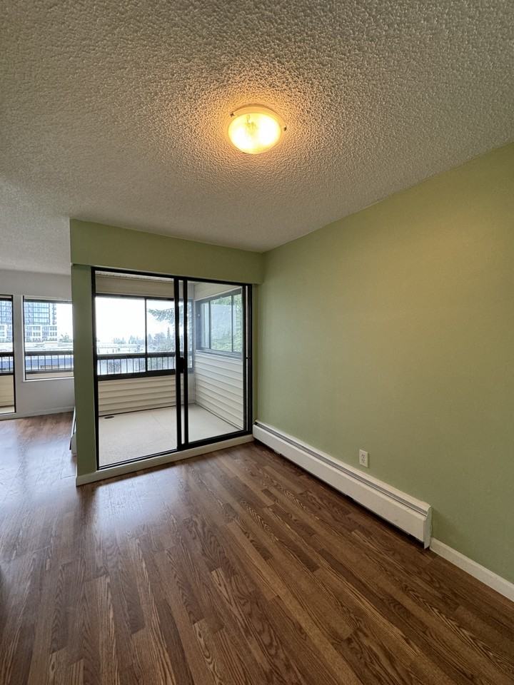 1048 King Albert Avenue #30* - Photo 2 of 8