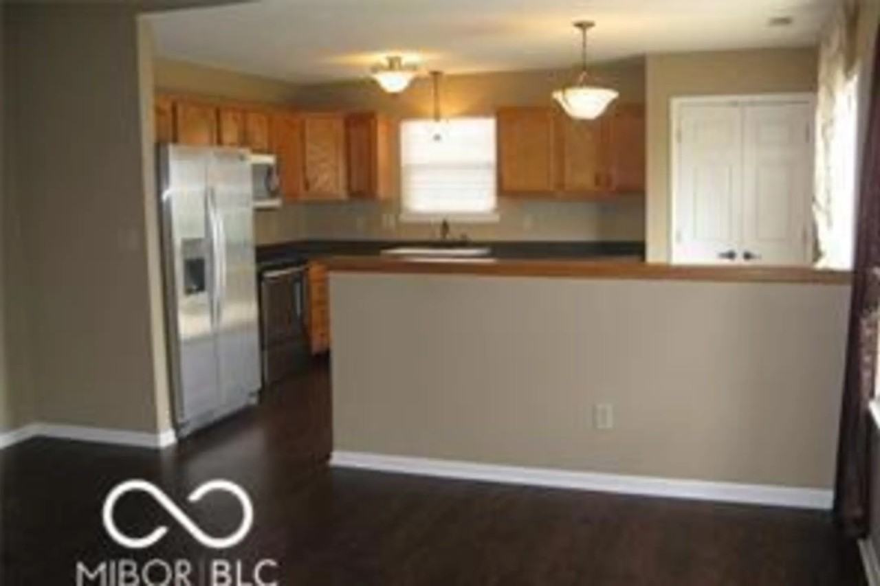 4631 W Smith Valley Rd - Photo 3 of 5