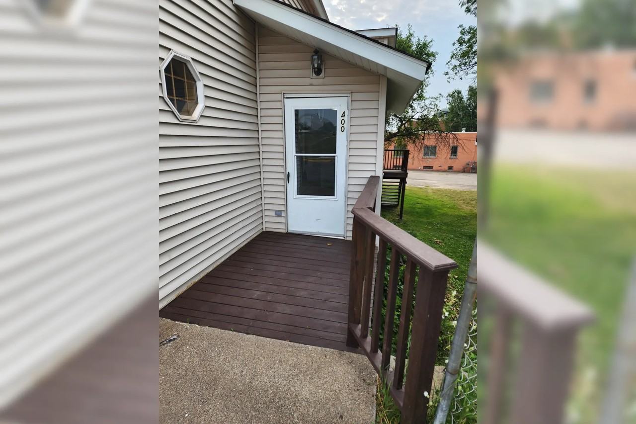 400 2nd Ave Sw - Photo 2 of 25