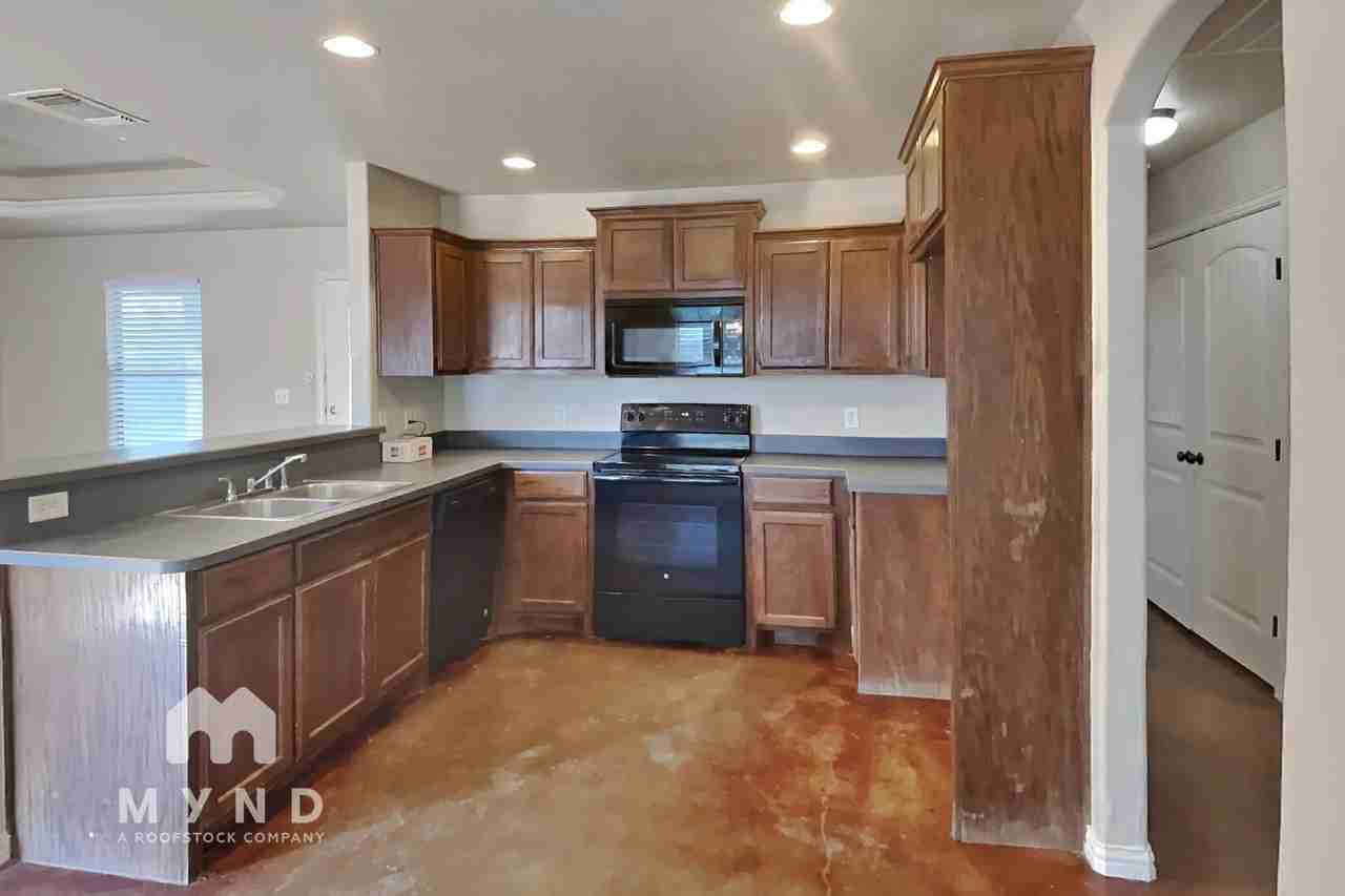 125 Jolin Ln - Photo 2 of 17