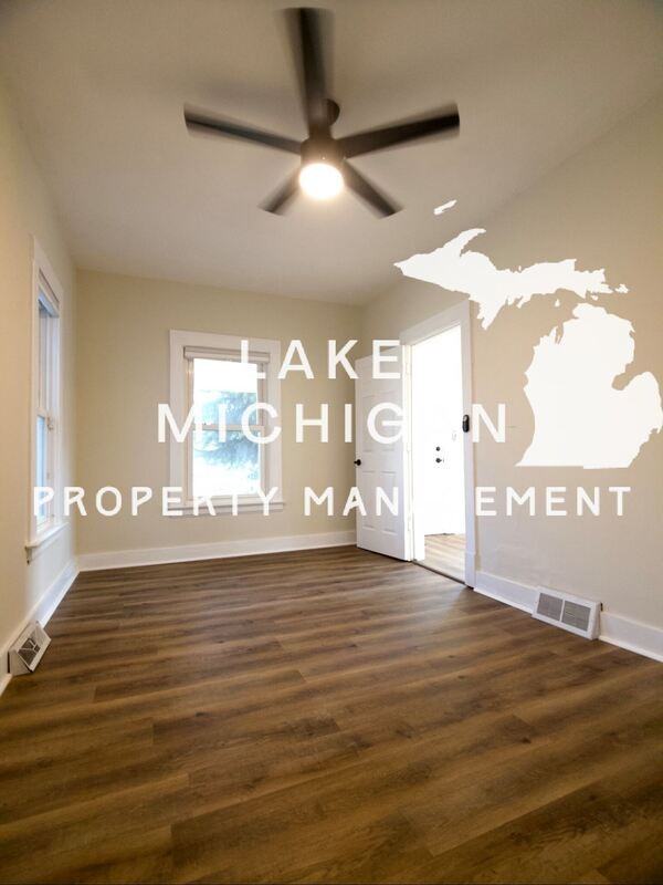 1239 Joosten St Sw - Photo 3 of 10