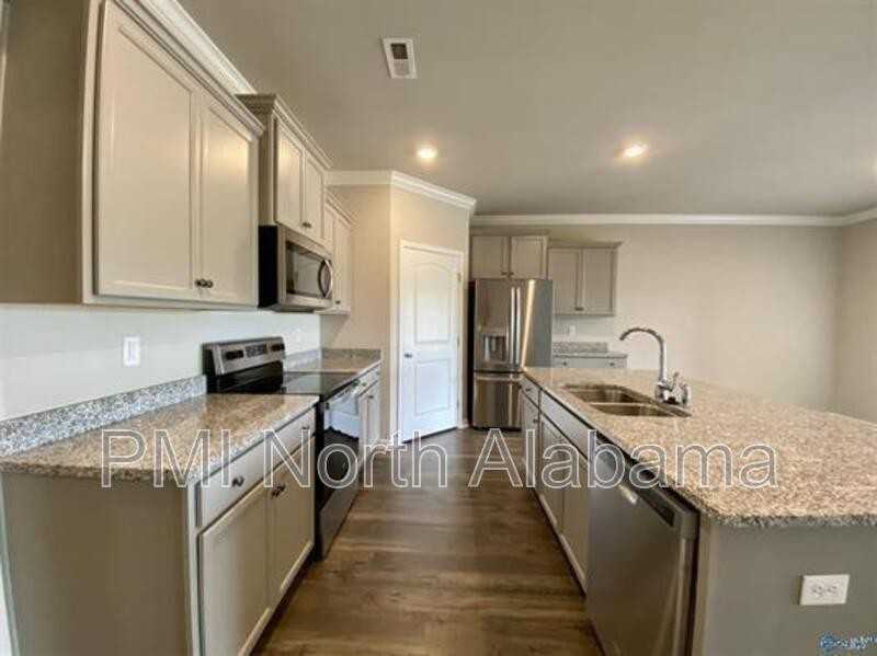 7005 Lost Creek Dr Nw - Photo 6 of 25