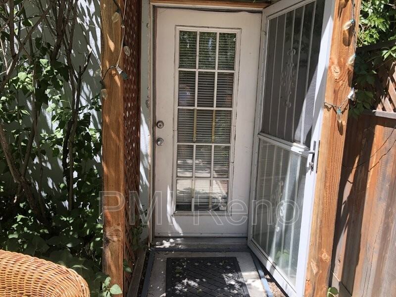 80 Brownstone Dr - Photo 2 of 14