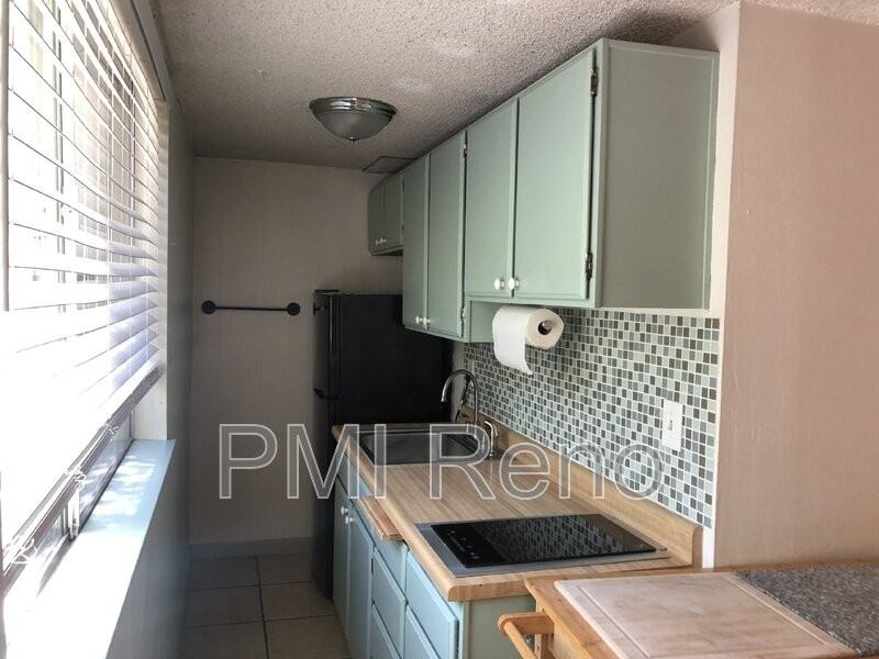 80 Brownstone Dr - Photo 3 of 14