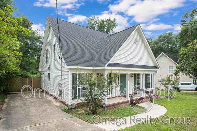 8701 Diberville Dr W - Photo 5 of 41