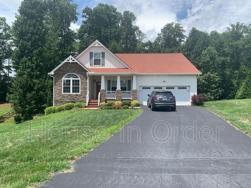 38 Asher Ln - Photo 2 of 22