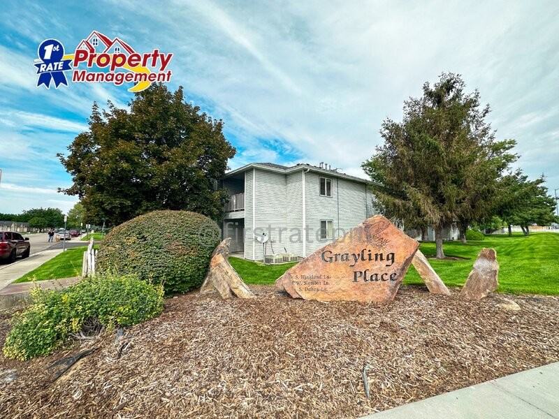 565 S Workland Ln #101 - Photo 3 of 30