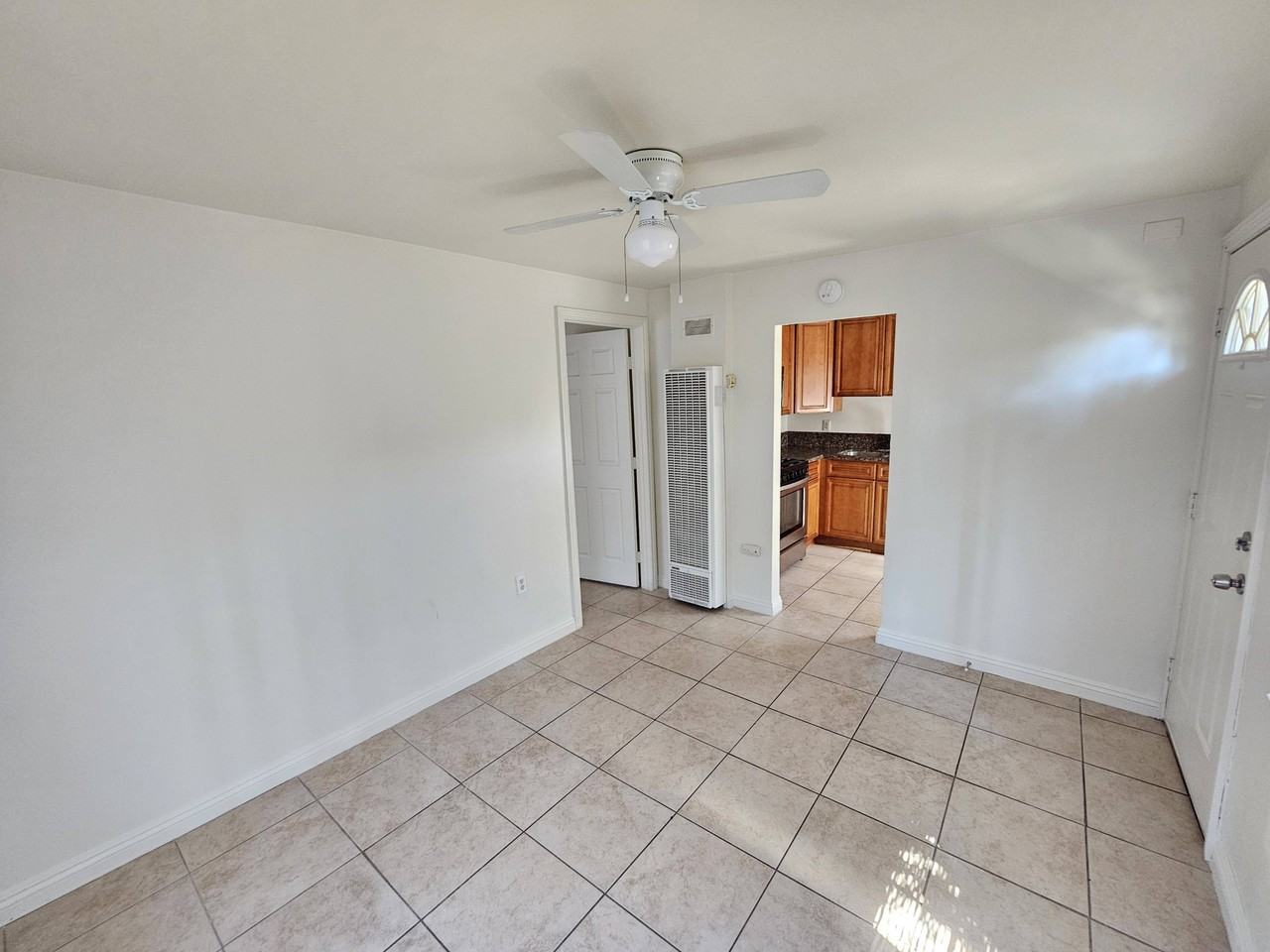 1982 Loma Vista St - Photo 2 of 10