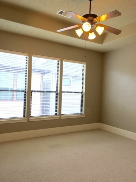 1328 Studer St - Photo 6 of 10