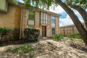 featured image of 14736 Perthshire Rd #F