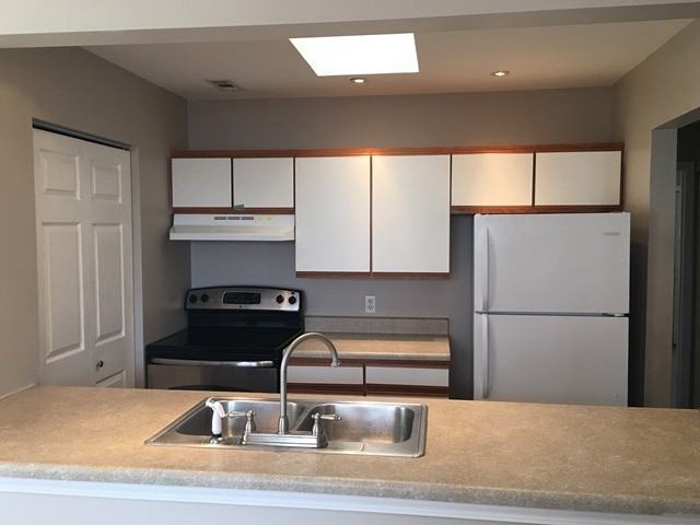 2310 Rutger St - Photo 2 of 11