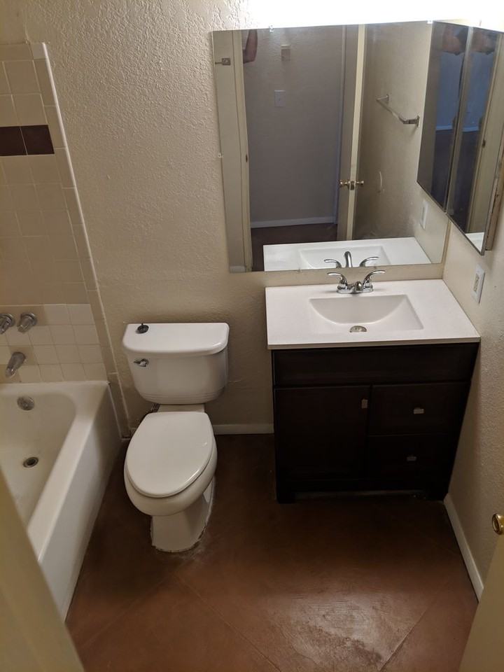 pm0697 - Photo 3 of 13