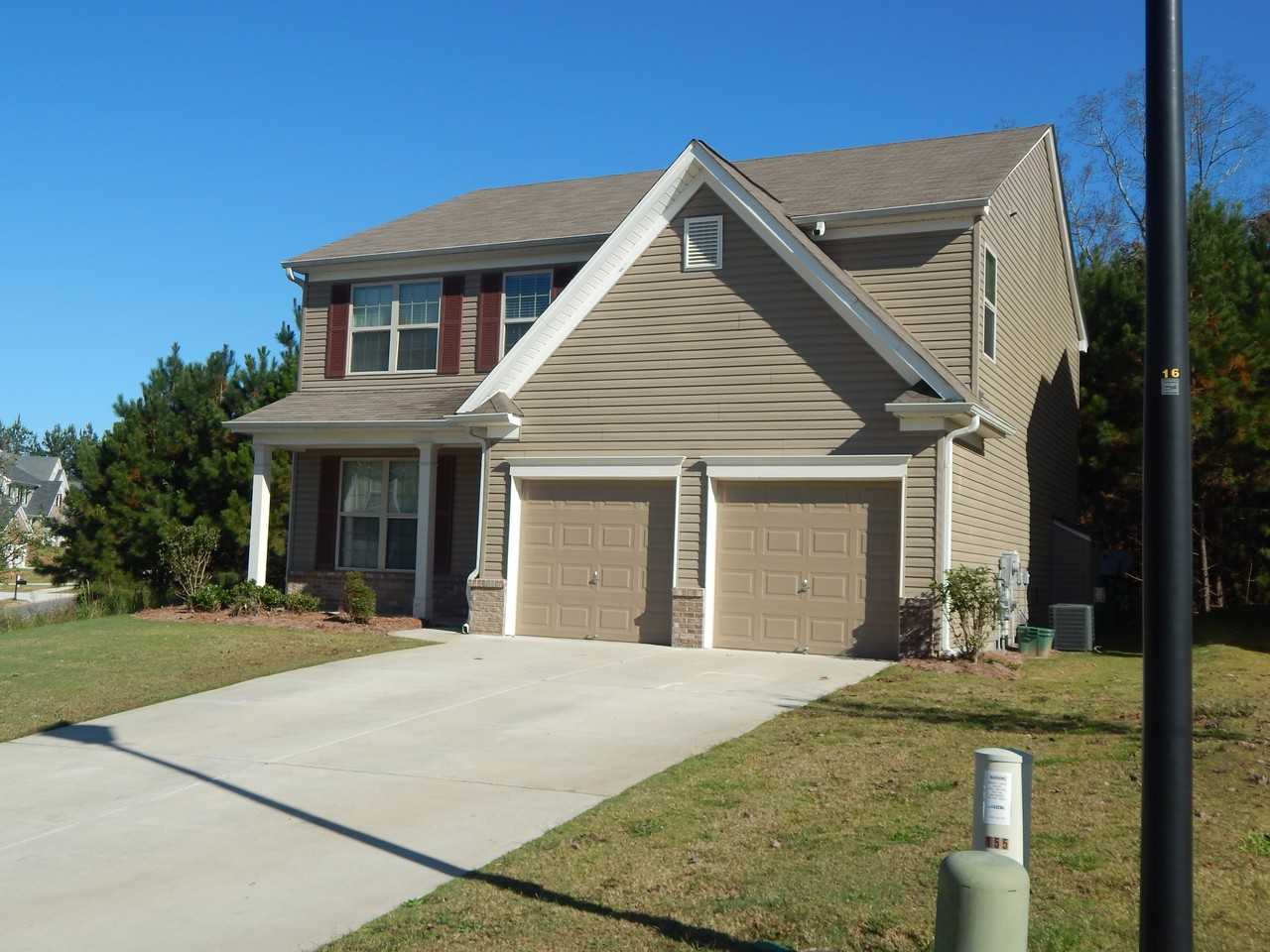 176 Diamond Ridge Ave - Photo 3 of 14