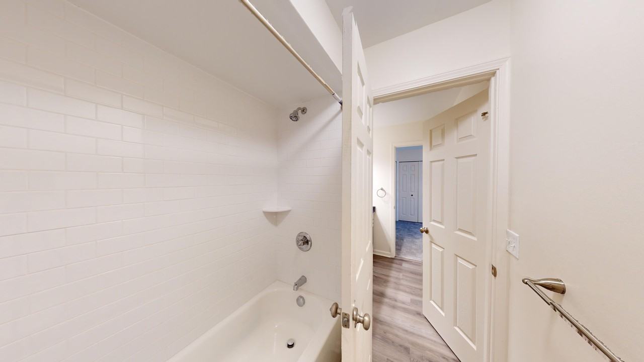 Sterling Commons - Photo 7 of 35