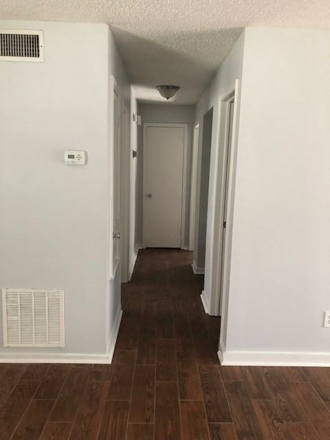 11604 Sands Ave - Photo 2 of 10