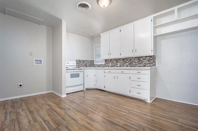 4228 Northwest 15th Street - Photo 6 of 14