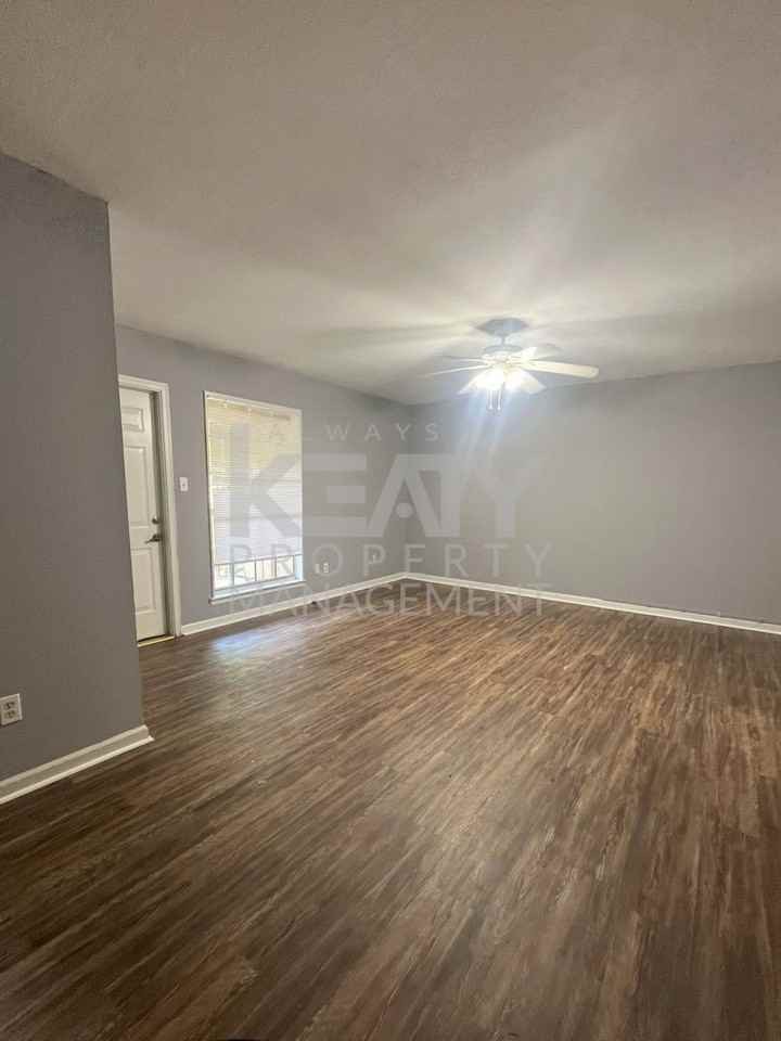 2830 Louisiana Avenue - Photo 2 of 8