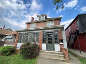 2135 Summit St #B - Photo 1 of 1