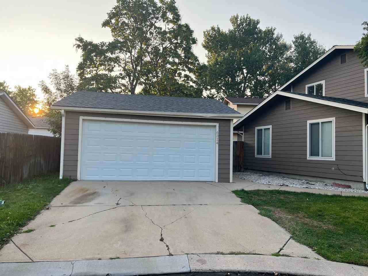 6314 W 93rd Ave - Photo 2 of 34