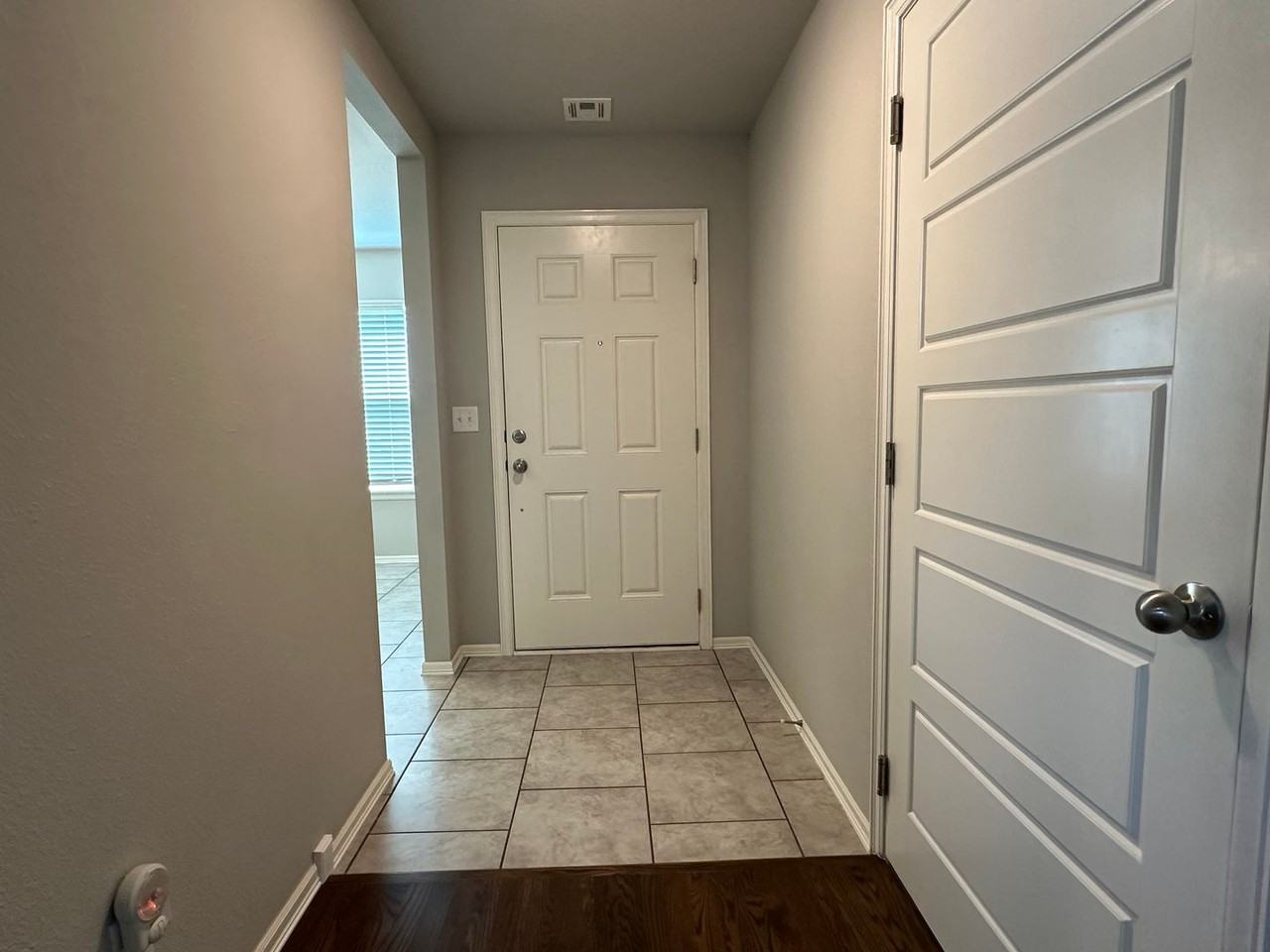 13441 S 72 Ave E - Photo 2 of 24