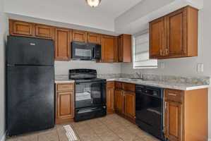 featured image of 701 S Elm St