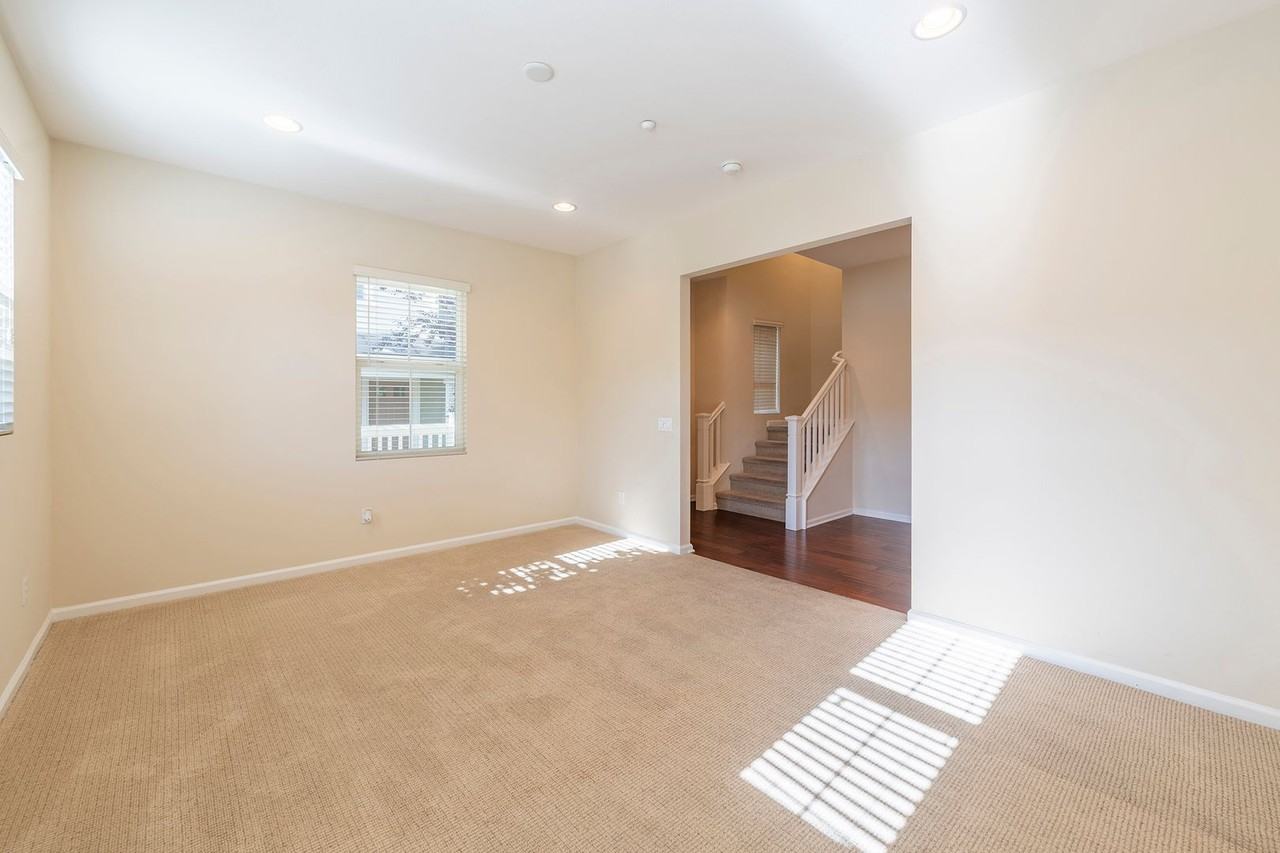 2303 Jefferson St - Photo 5 of 50
