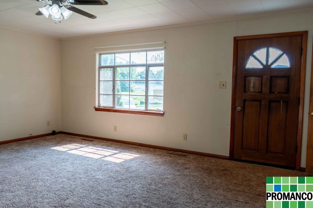 51 Berry Ln - Photo 2 of 12