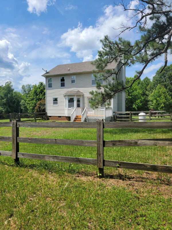 2813 Buckboard Ln - Photo 2 of 20