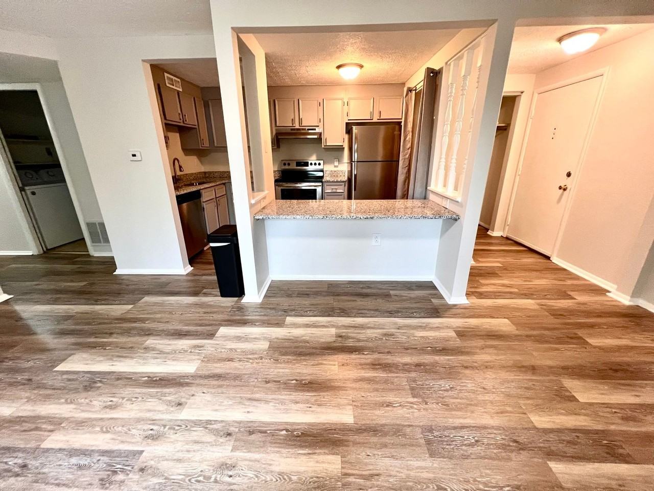 6221 Patrick Henry Dr - Photo 3 of 29