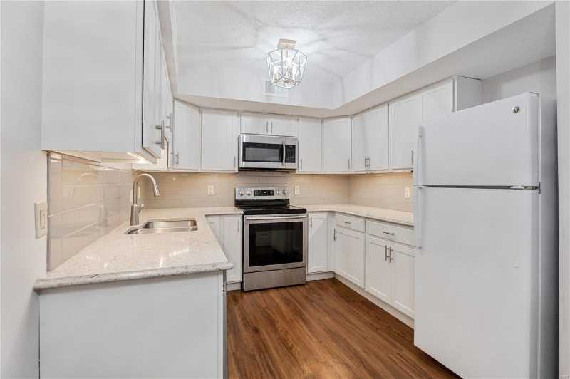 15022 Baxter Village Drive #15022 - Photo 7 of 18