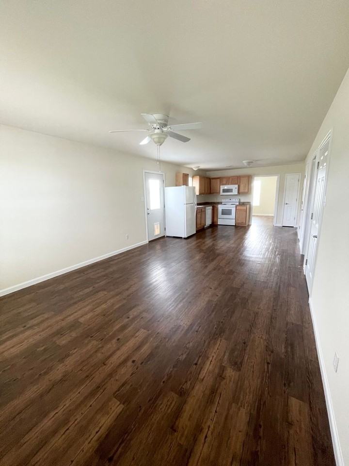 26 Patriot Dr - Photo 2 of 9