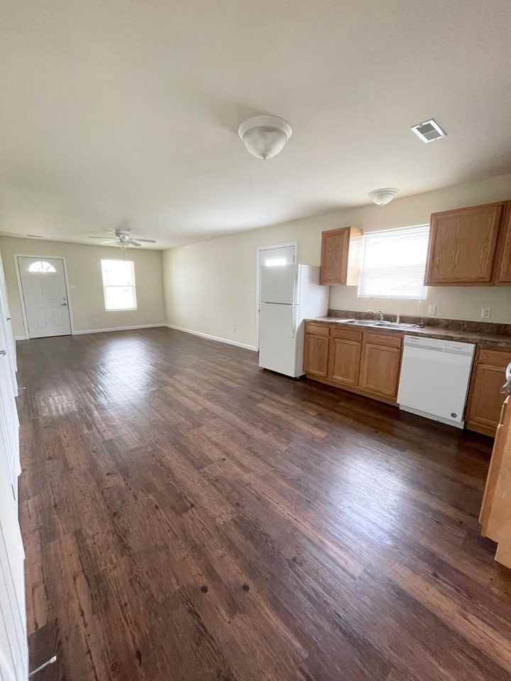 26 Patriot Dr - Photo 4 of 9