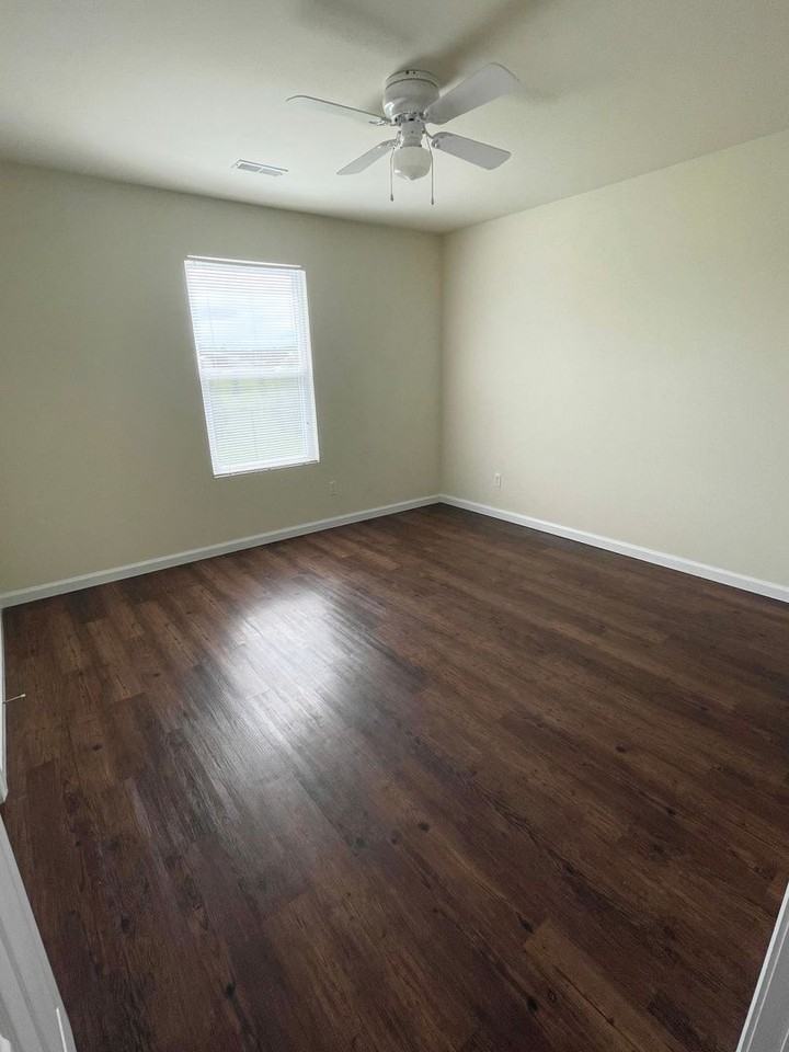 26 Patriot Dr - Photo 6 of 9