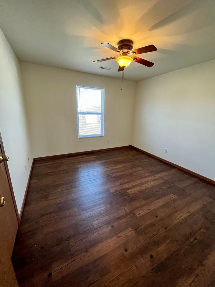 57 Highway Ww - Photo 5 of 9