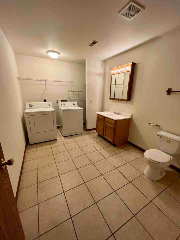 57 Highway Ww - Photo 7 of 9