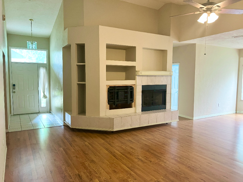 4329 Nw 36th Dr - Photo 3 of 20