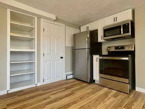 15 Watson St #2 - Photo 3 of 12