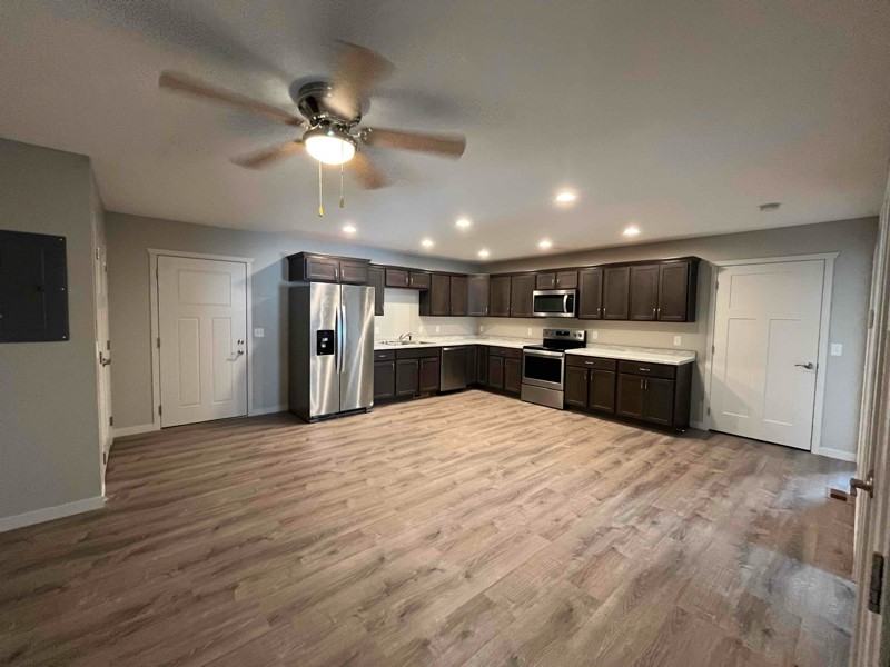 101 S Broadway St #1 - Photo 3 of 12