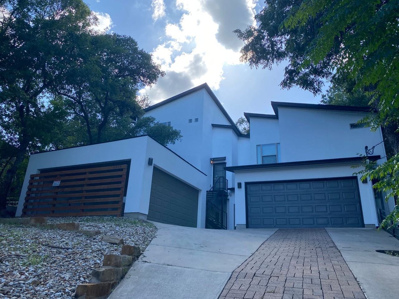 1514 Betty Jo Drive - Photo 2 of 32