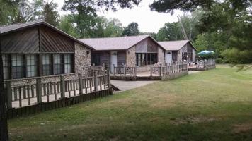 featured image of 19 Cedar Is