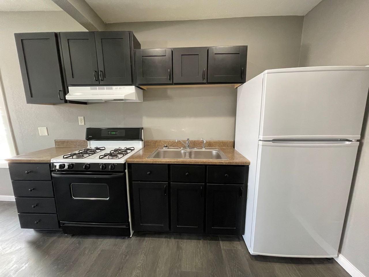 1121 S 9th St #1 - Photo 4 of 10