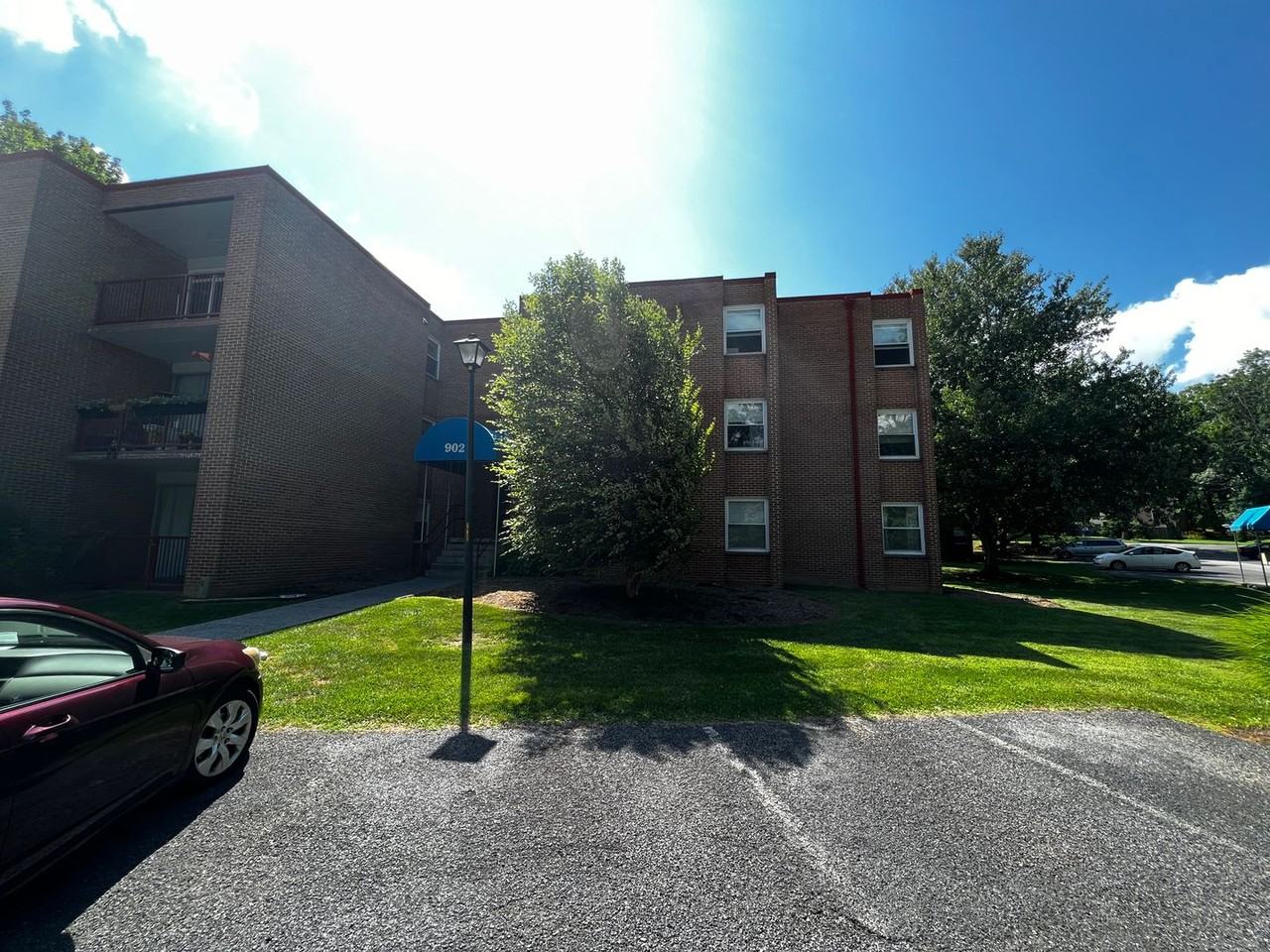 902 Brightwood Manor Dr #1