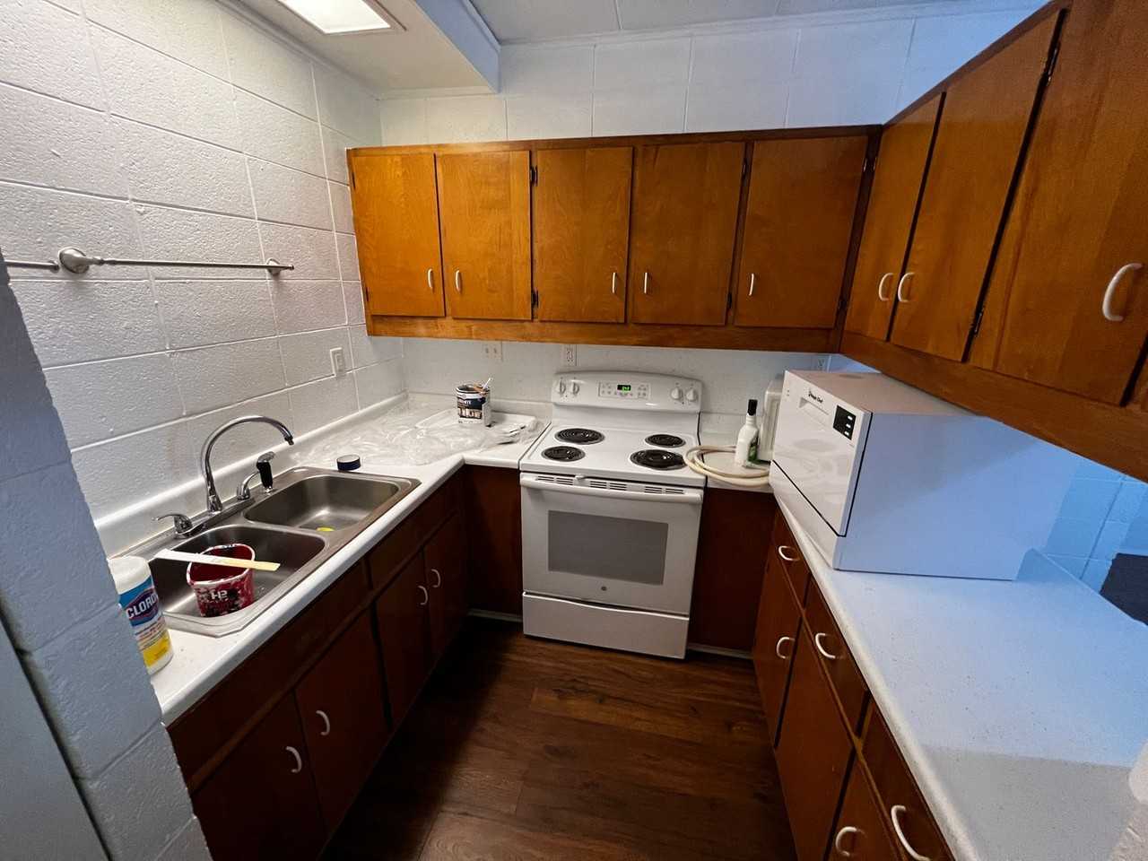 902 Brightwood Manor Dr #1 - Photo 7 of 8