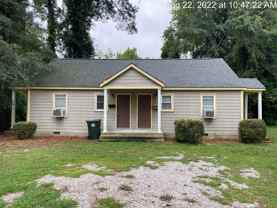 1911 Wilson St #B - Photo 1 of 1