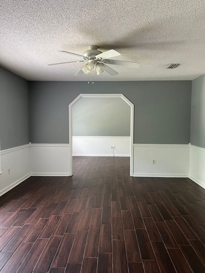 114 Windmere Dr - Photo 7 of 28