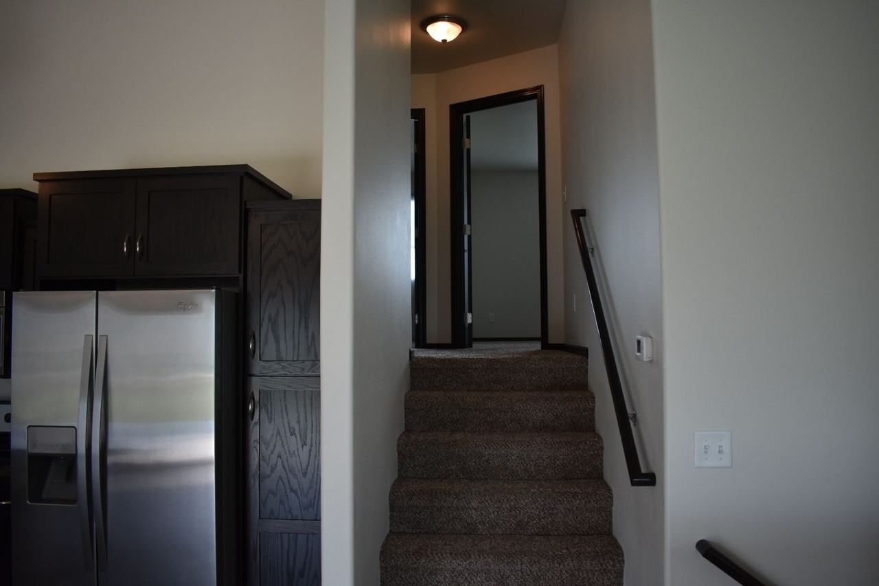 5922 57th Ave S - Photo 7 of 10