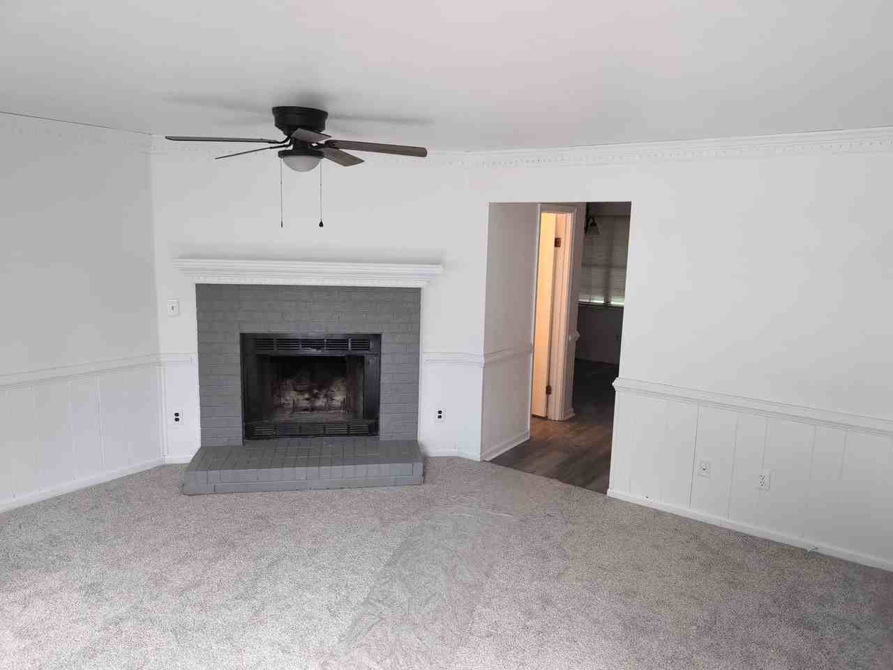 1954 Candlelight Dr - Photo 2 of 16
