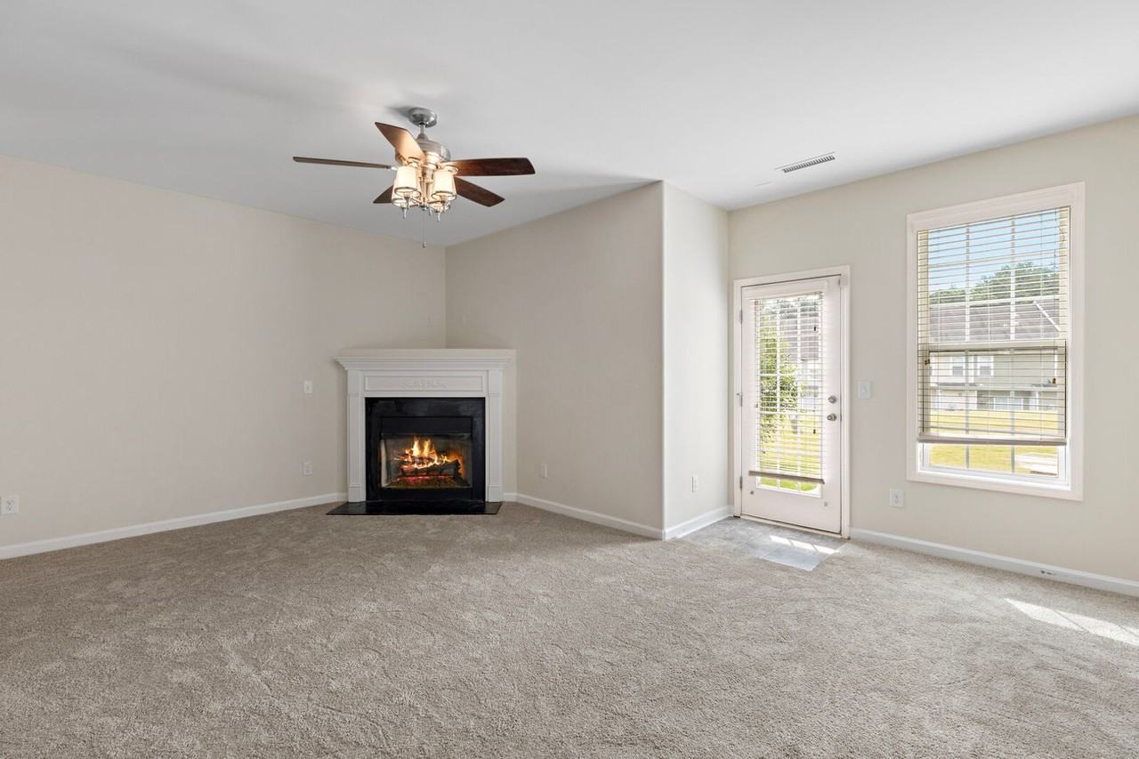 3240 Warm Springs Ln - Photo 7 of 17